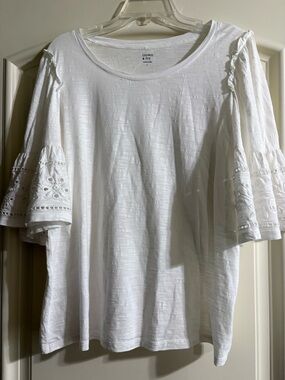 Crown & Ivy White Embroidered Bell Sleeve Top